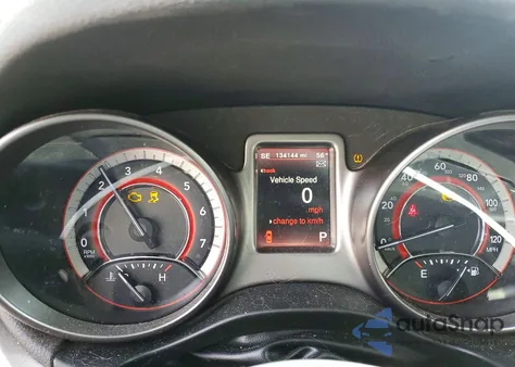 2017 Dodge Journey Crossroad z USA, uszkodzony, nr VIN 3C4PDCGG9HT532997